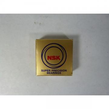 NSK 7204A5TRDULP3 Precision Ball Bearing 20mm Bore ! NEW !