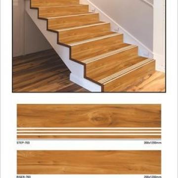 2J100-2 NSK Basic dynamic load rating (C) 315 kN 100x200x120mm  Cylindrical roller bearings