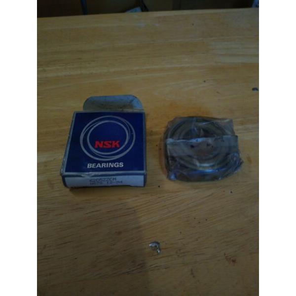 NEW NSK 6205ZZCM SHIELDED BALL BEARING 25 MM X 52 MM X 15 MM #1 image