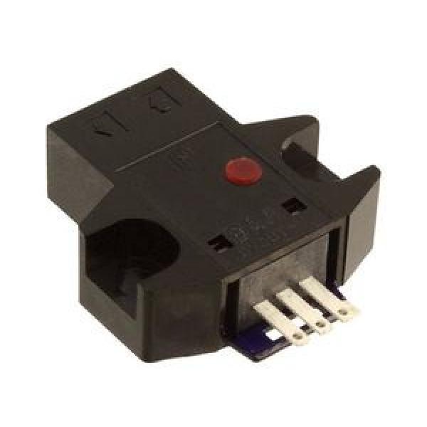 Denison PV10-2L1B-L00  PV Series Variable Displacement Piston Pump #1 image
